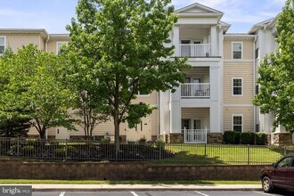 170 E Greentree Rd in Evesham, NJ - Building Photo - Building Photo