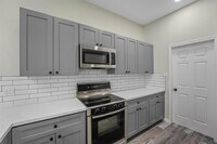 2810 Newhoff St photo'