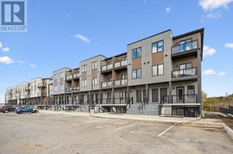 940 St David St N in Centre Wellington, ON - Building Photo - Building Photo