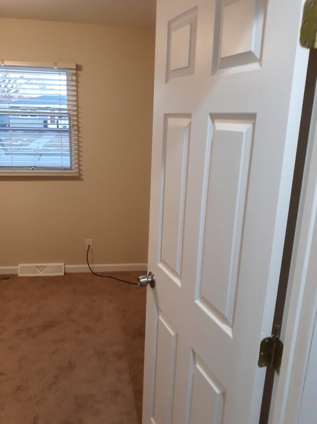 2550 Wyoming Ave, Unit Upstairs in Billings, MT - Building Photo - Building Photo