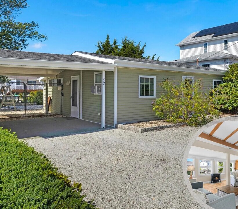 52 Florence Ln in Stafford Township, NJ - Building Photo