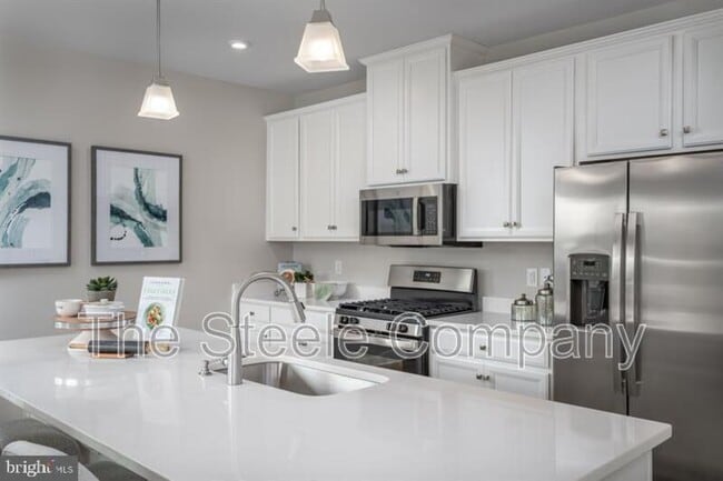 10391 Resort Road in Ellicott City, MD - Building Photo - Building Photo