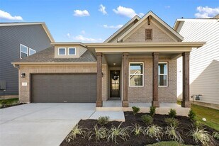 206 Lake Shore Dr in Dripping Springs, TX - Building Photo