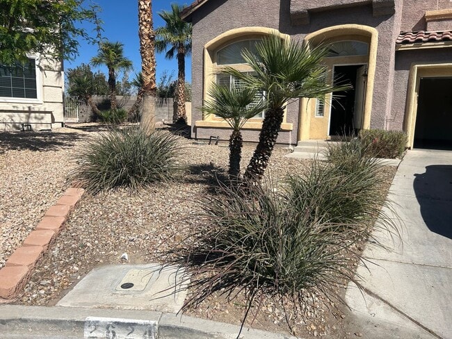 property at 2624 Ridgewater Cir