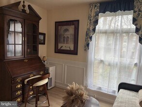 8310 Tobin Rd in Annandale, VA - Building Photo - Building Photo