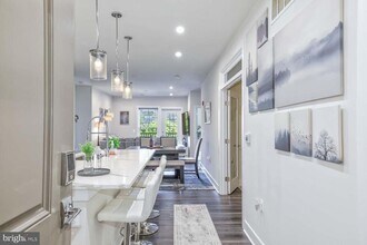 104 St Ives Pl in Oxon Hill, MD - Building Photo - Building Photo