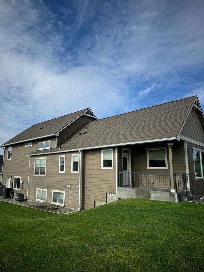 property at 4535 Barbera St