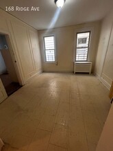 168 Ridge Ave in Yonkers, NY - Building Photo - Building Photo