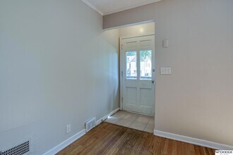 5220 Mason St in Omaha, NE - Building Photo - Building Photo