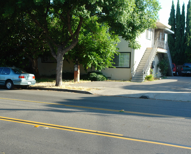 555-559 E Maude Ave in Sunnyvale, CA - Building Photo - Building Photo