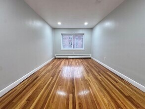 133 Beaconsfield Rd, Unit 34 in Brookline, MA - Foto de edificio - Building Photo