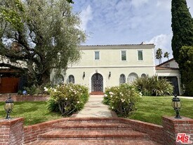 414 N Las Palmas Ave in Los Angeles, CA - Building Photo