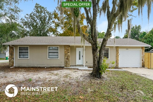 property at 4905 Volusia Ave