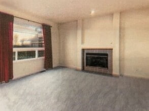 10234 SE 186th St in Renton, WA - Building Photo - Building Photo