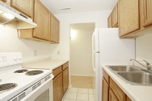 University Park in Urbana, IL - Building Photo