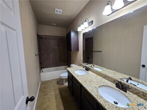 1030 Carolyn Cove in New Braunfels, TX - Building Photo - Building Photo
