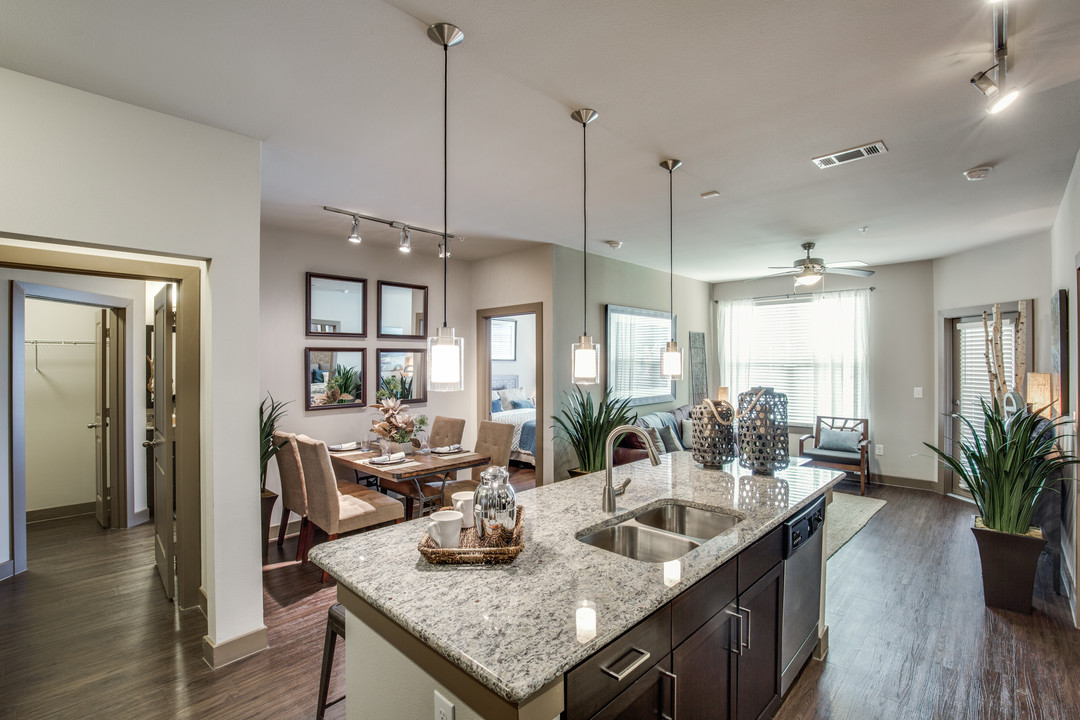 Highpoint at Cypresswood in Houston, TX - Foto de edificio