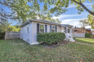 1900 S Champion Ave in Columbus, OH - Building Photo - Building Photo