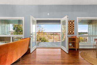 3306 Hyclimb Cir, Unit A in Austin, TX - Building Photo - Building Photo