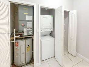 1543 SE 25th St in Homestead, FL - Building Photo - Building Photo