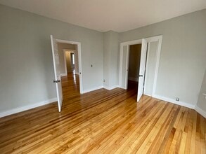 23 Lawrence St, Unit 2 in Fitchburg, MA - Building Photo - Building Photo
