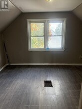 6391 McLeod Rd in Niagara Falls, ON - Building Photo - Building Photo