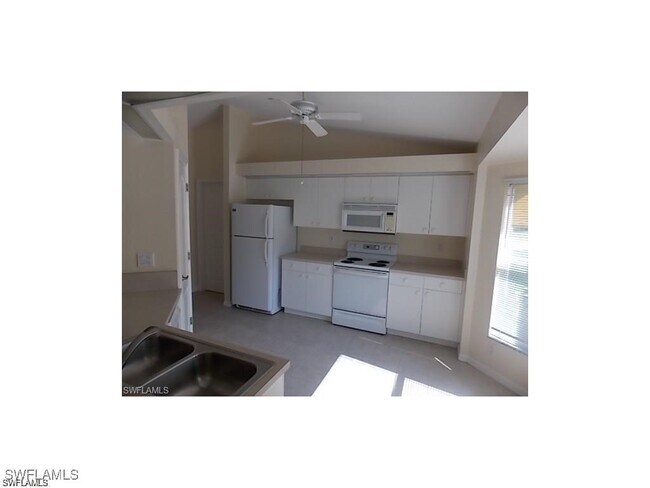 2802 SE 8th Pl in Cape Coral, FL - Foto de edificio - Building Photo