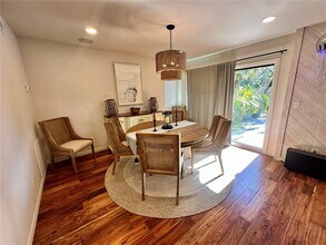 1445 Landings Cir in Sarasota, FL - Building Photo - Building Photo