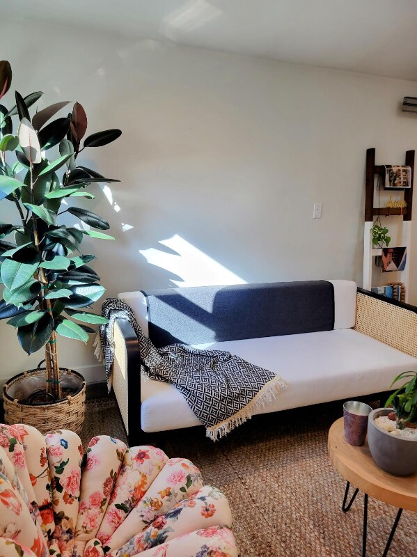 2650 S Rimpau Blvd in Los Angeles, CA - Building Photo - Building Photo