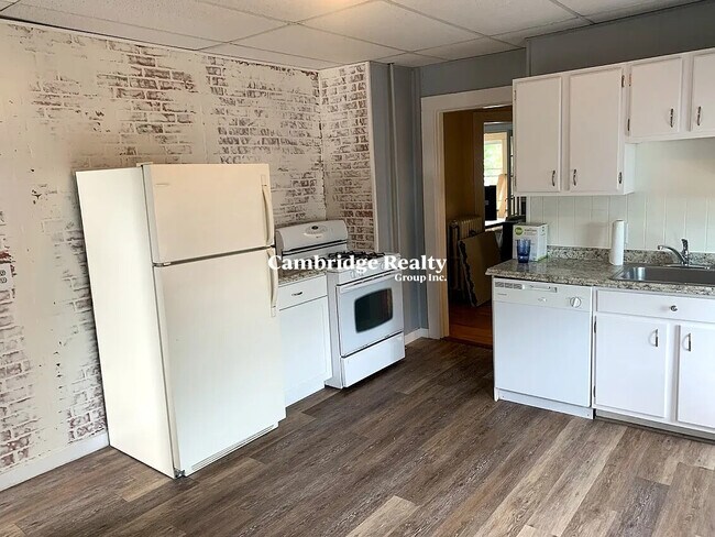 78 Winchester St, Unit 2A