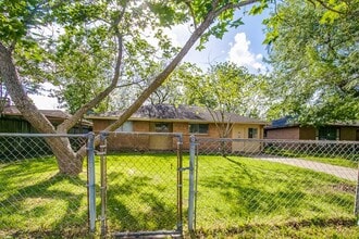 743 Knob Hollow St in Channelview, TX - Building Photo - Building Photo