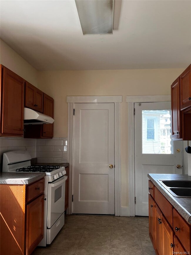 property at 187 Wickham Ave