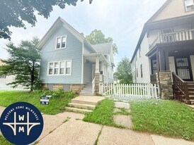 2454 N 7th St in Milwaukee, WI - Building Photo