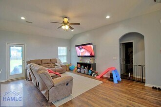 452 Huntington Dr in Ludowici, GA - Building Photo - Building Photo
