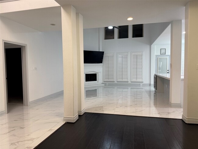 property at 5003 Raudabaugh Dr