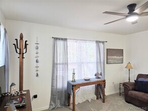843 SE Mayo Dr in Crystal River, FL - Building Photo - Building Photo