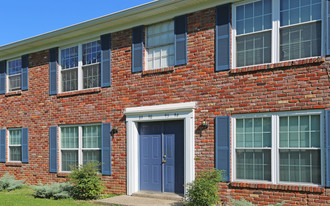 Chamberlain Oaks Apartments