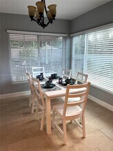 670 NE 57th Ct in Fort Lauderdale, FL - Building Photo - Building Photo