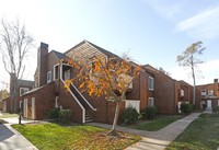 The Grove Garden Apartments in Sunnyvale, CA - Building Photo - Building Photo