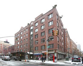 179 Grand St in New York, NY - Building Photo - Building Photo
