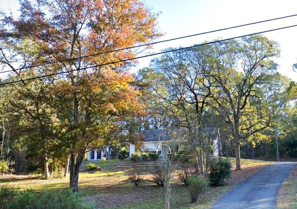 149 Lakeshore Dr in Leesville, LA - Building Photo