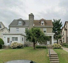 7234 Hazel Ave in Upper Darby Township, PA - Building Photo