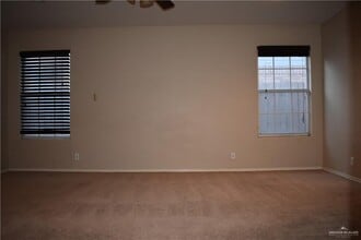 12 Nightshade Ave in McAllen, TX - Building Photo - Building Photo