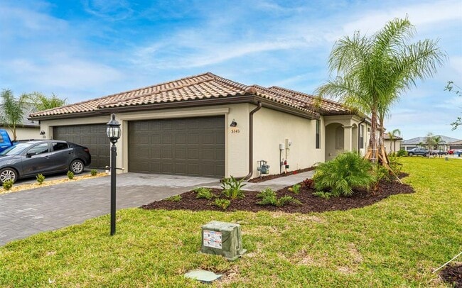 property at 5343 White Sand Cv