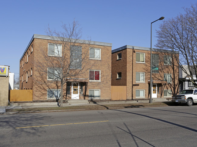 643 Cleveland Ave S in St. Paul, MN - Building Photo - Building Photo