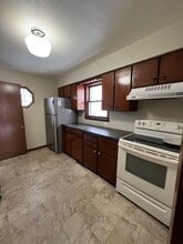 468 1st Ave NE in Le Mars, IA - Building Photo - Building Photo