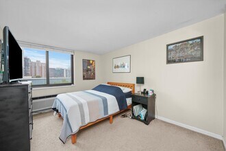 1221 N Dearborn St in Chicago, IL - Building Photo - Building Photo