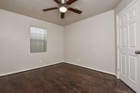 3615 Dennis St photo'