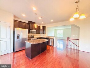 9452 Ballard Green Dr in Owings Mills, MD - Building Photo - Building Photo