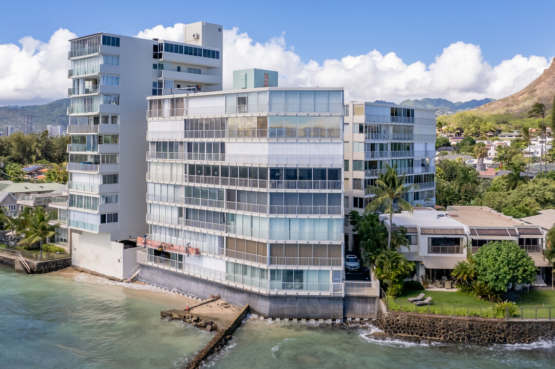 Kainalu Apartments in Honolulu, HI - Building Photo